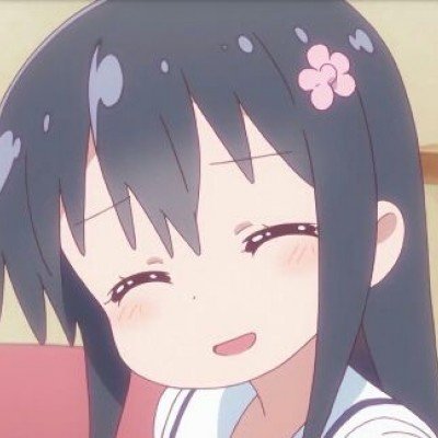 游乐园蹦床中间撕裂
